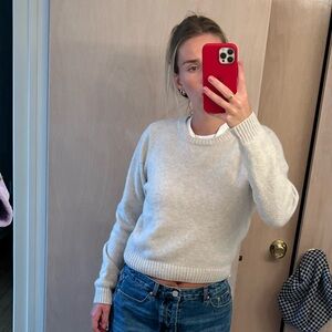 Brandy Melville sweater